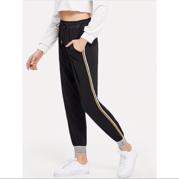 NWOT Black Tapered with Stripes Joggers - Picture 2 of 4